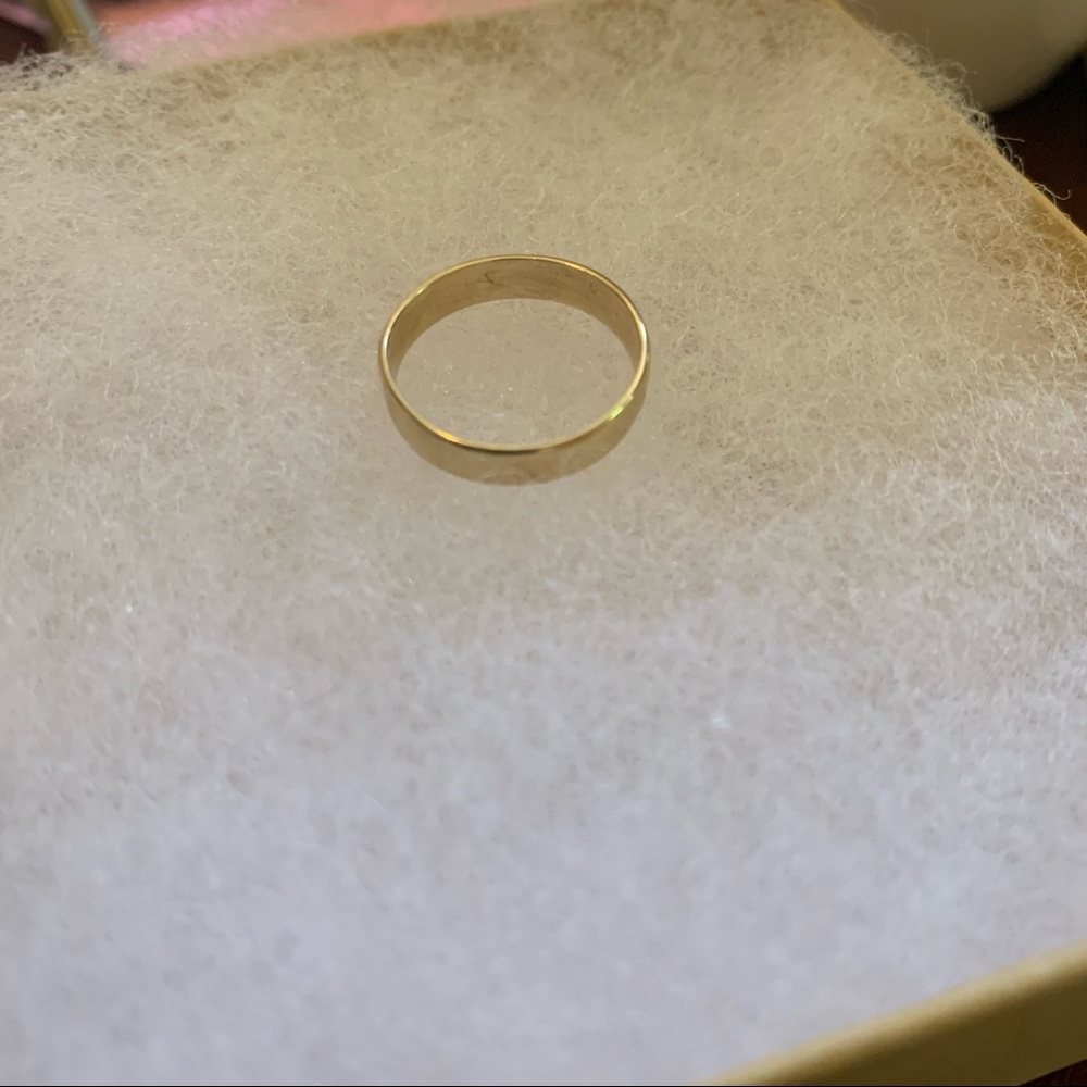 14k gold thin flat band size 5